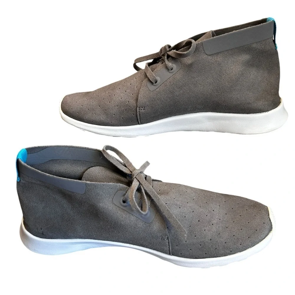 Native Apollo Chukka Boots Gray/White Suede – Men’s 7 / Women’s 9